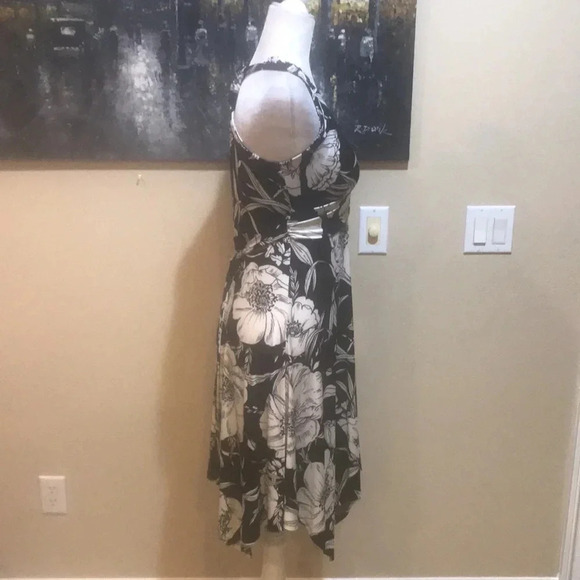 Nani Kai Hawaii Floral Halter Dress Asymmetrical Hem Open Back w/Tie Belt -M - Picture 3 of 11